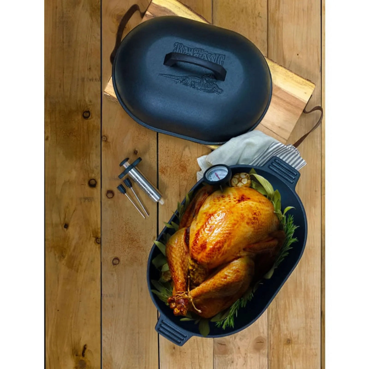 Bayou Classic 7418 12-qt Cast Iron Oval Roaster with Lid