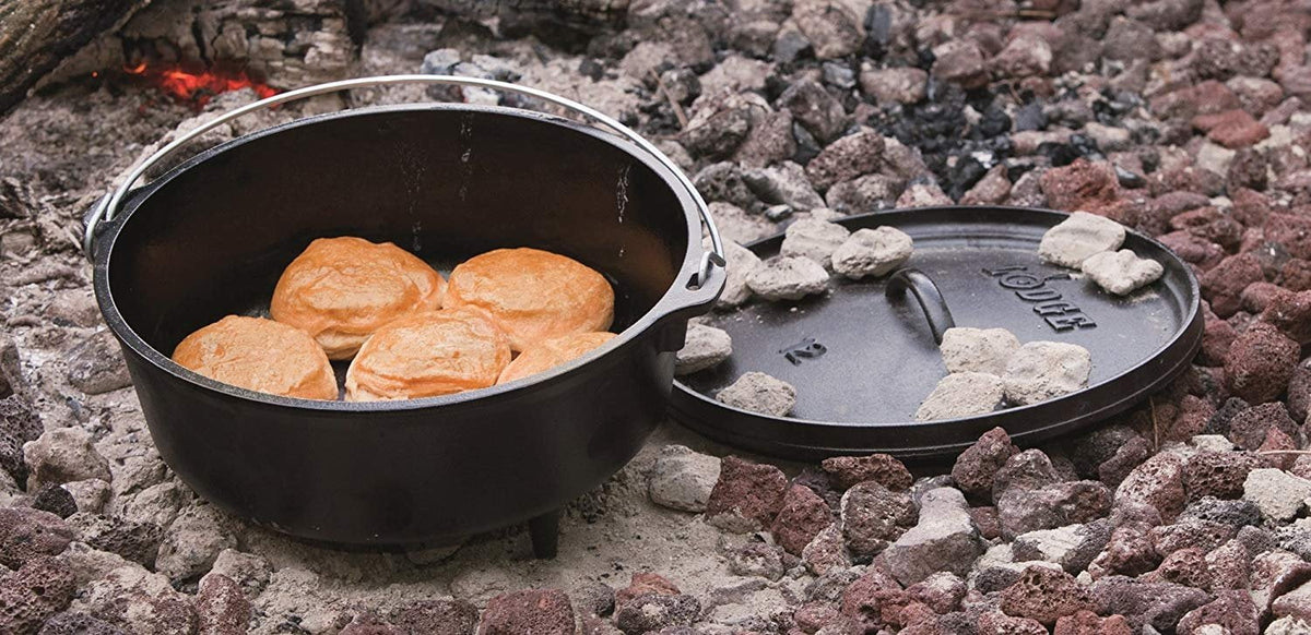 Lodge Cast Iron 12" / 8 Quart Seasoned Camp Dutch Oven