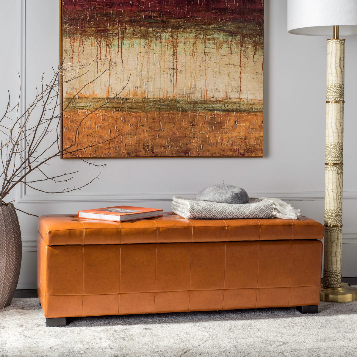 SAFAVIEH Large Manhattan Rustic Tufted Storage Bench, Brown