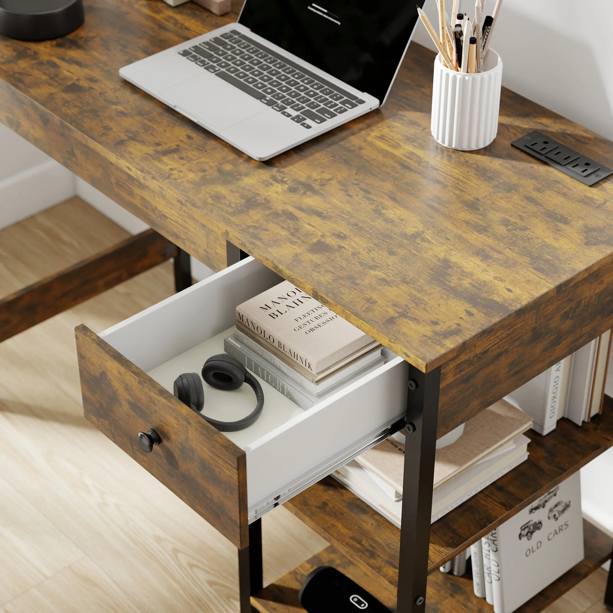 Manxile Fluted Computer Desk with USB Ports & Power Outlet, Modern White Study Table with Drawers