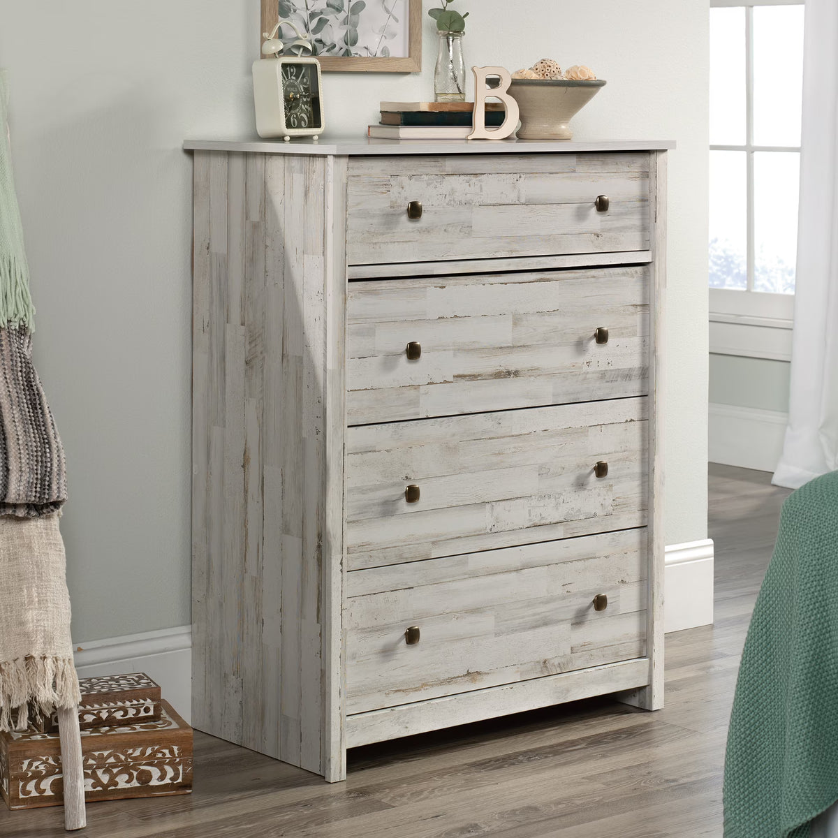 Sauder River Ranch 4-Drawer Dresser Dresser, White Plank Finish