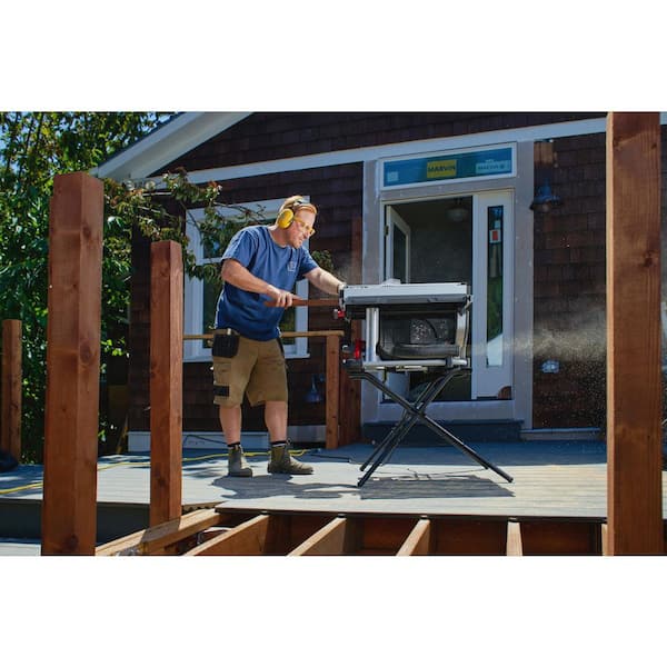 15 Amp 120-Volt 60 Hz Compact Table Saw