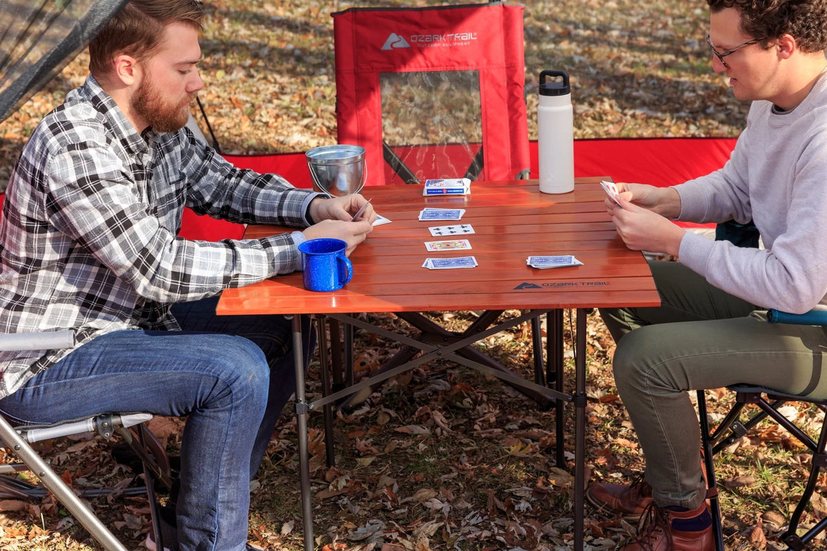 Ozark Trail Square Folding Aluminum Roll-Top Camp Table,31.5�?x 31.5�?x 27.5�?,Add convenience to your next camping trip or picnic with the Ozark Trail Hazel Creek Square Folding Table. Measuring 31.5�?x 31.5�?x 27.5”and featuring a lightweight al