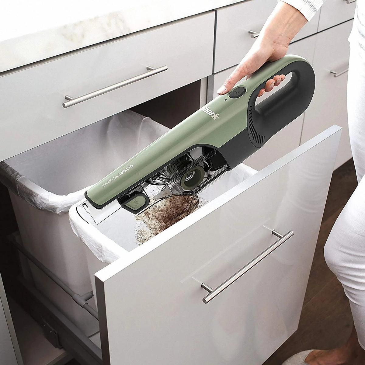 Shark UltraCyclone Pro Cordless Handheld Vacuum Bagless Green CH901